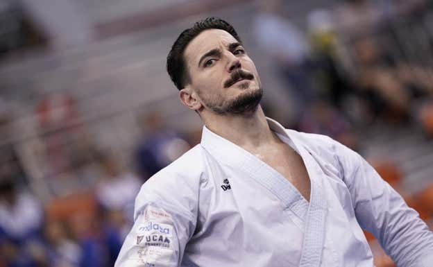 Damián Quintero, antes de una competición de kata. KARATE INSIGHTS