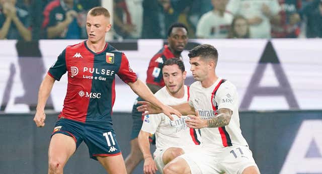 Los secretos de Gudmundsson, el islandés que regatea mejor que nadie en la Serie A tras años de pelotazos en la nieve