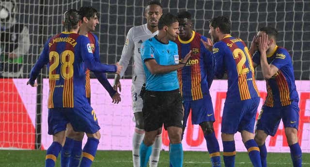 Confirmado: Gil Manzano arbitrará por tercera vez un Clásico