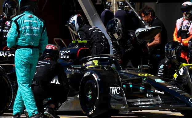 Lewis Hamilton, durante una parada en boxes en el GP de EE.UU.  AFP