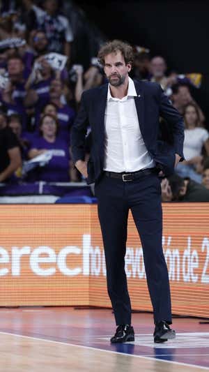 Roger Grimau, durante el último Real Madrid - Barça.  ACB PHOTO/V. CARRETERO