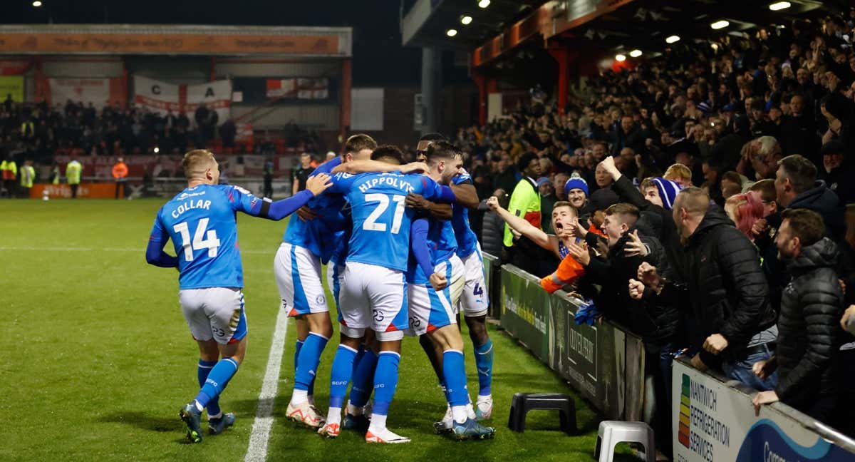 El Stockport County celebra un gol esta temporada./@StockportCounty