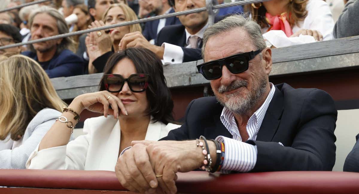 El periodista Carlos Herrera, durante una corrida de toros de San Isidro.