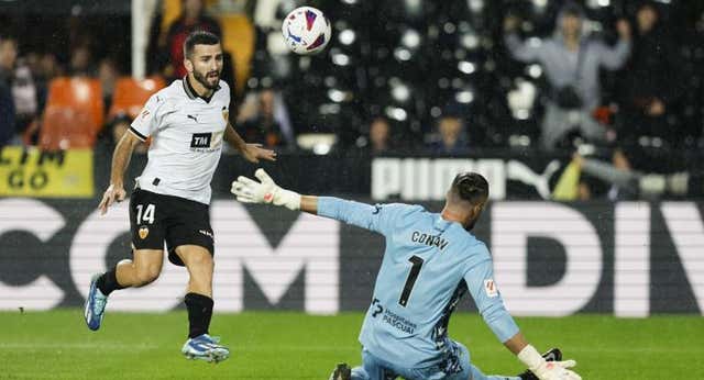 Un nuevo Gayà para el Valencia y De la Fuente, que no quiere oír hablar de Eurocopa: «Luego pasan cosas que no puedes controlar»