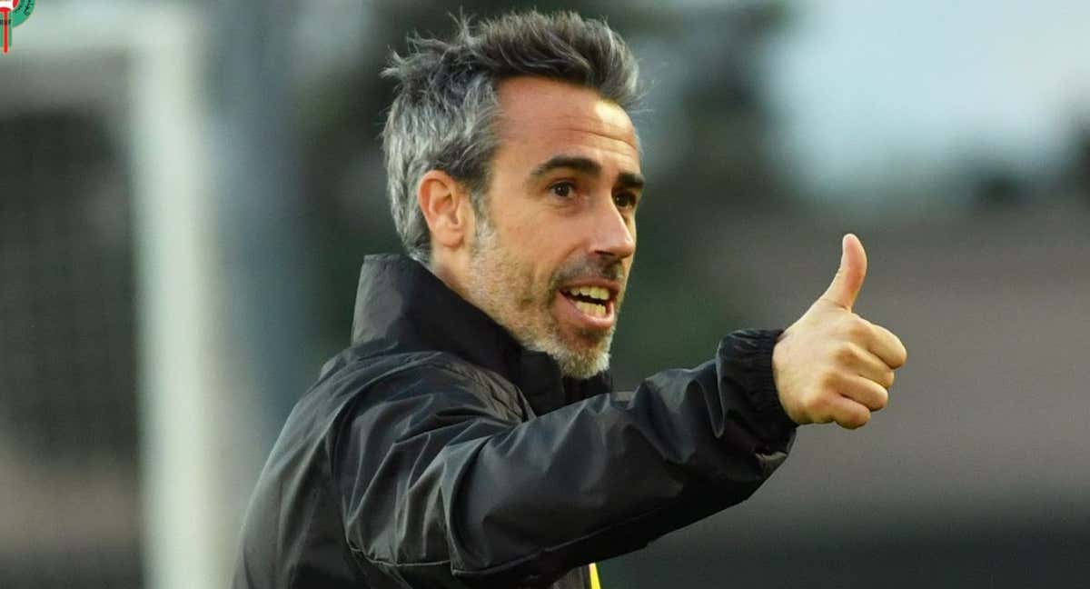 Jorge Vilda, durante un entrenamiento de la selección de Marruecos. /LE MAROC