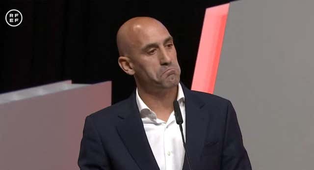 Luis Rubiales carga contra FIFA y asegura sufrir un «linchamiento político y mediático», que piensa recurrir «hasta la última instancia»