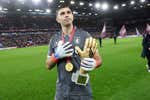 Dibu Martínez, premio Yashin, obsesionado con los 'cleansheets': «Celebra los goles cuando le marcan a otros porteros»
