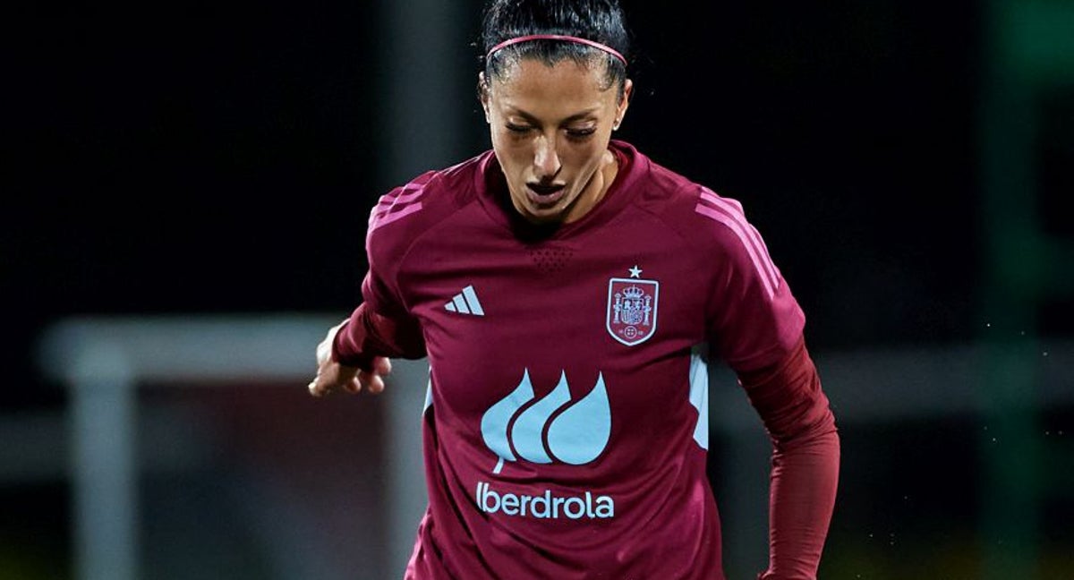 Jenni Hermoso, en Zúrich, durante el entrenamiento de la Selección.