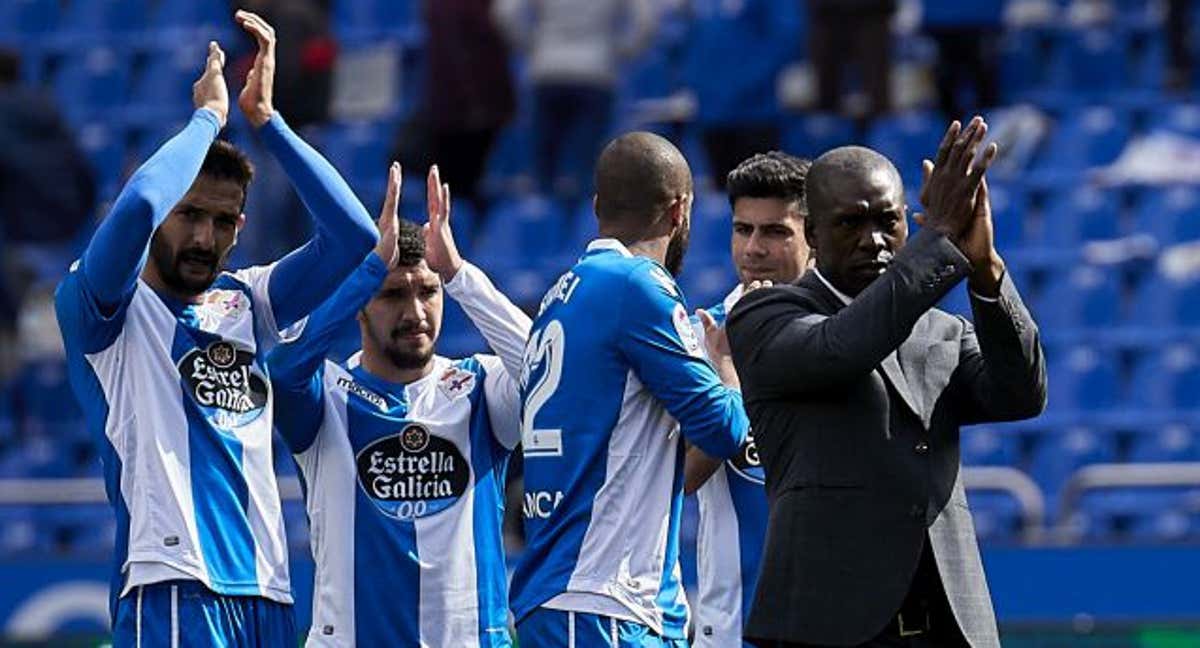 Juanfran, detrás de Seedorf tras un Deportivo-Las Palmas.