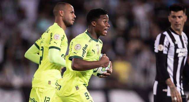El partidazo de Endrick da la razón a la cabezonería de Juni Calafat: «Si hace esto con 17, imagina con 22…»