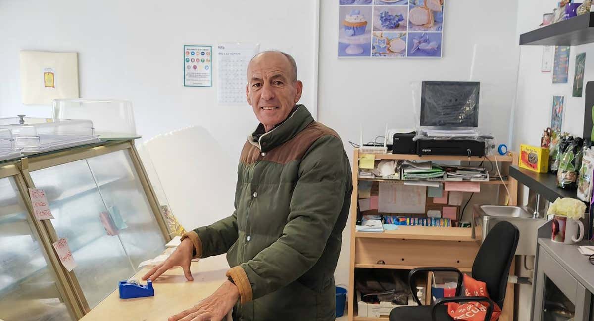 Gabino Rodríguez, en la pastelería que regenta en la actualidad.