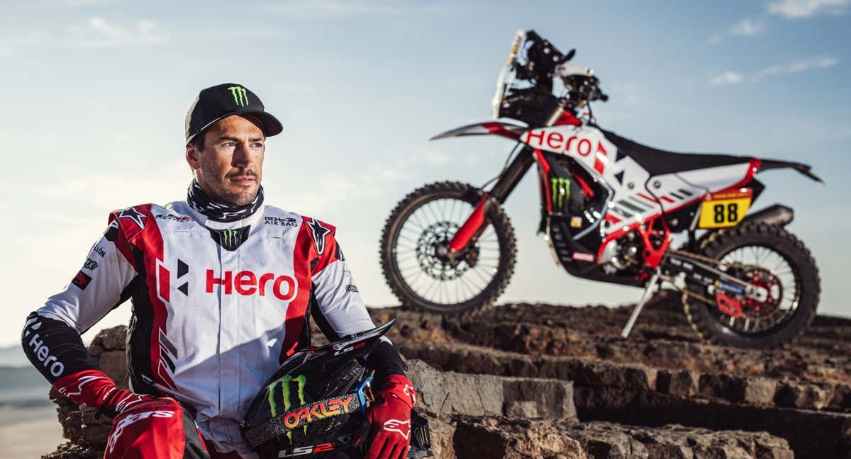 Joan Barreda, con los nuevos colores de Hero para el Dakar 2024. /Hero Motorsports