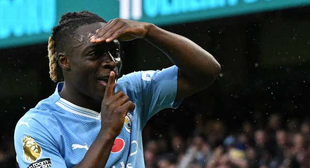 Por qué Doku ha enamorado a todos en el Manchester City: «Oh, algo va a pasar… ¡Y pasa!»
