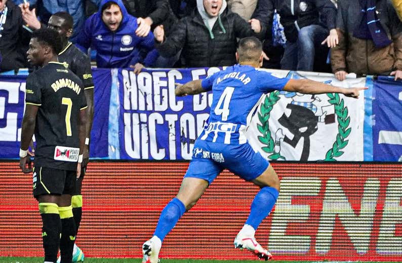 Sedlar marca, se lesiona y da tres puntos vitales para el Alavés