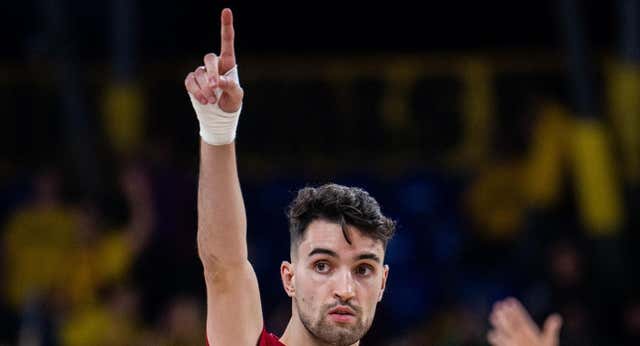 Guerra civil en Lisboa por André Coelho, que sigue sin recibir la oferta del Barça