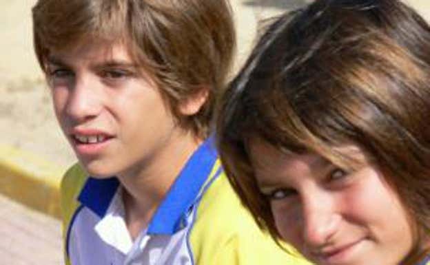 Pepelu y su amigo Mateo de niños.  Mateo, amigo de Pepelu.