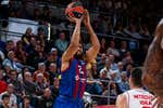 Jabari Parker ya brilla con el Barça y evita la sorpresa del Estrella Roja en el Palau