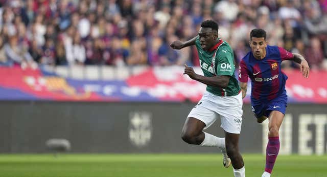 El Atlético de Madrid ya tenía informes de Samu Omorodion antes de abonar su cláusula al Granada