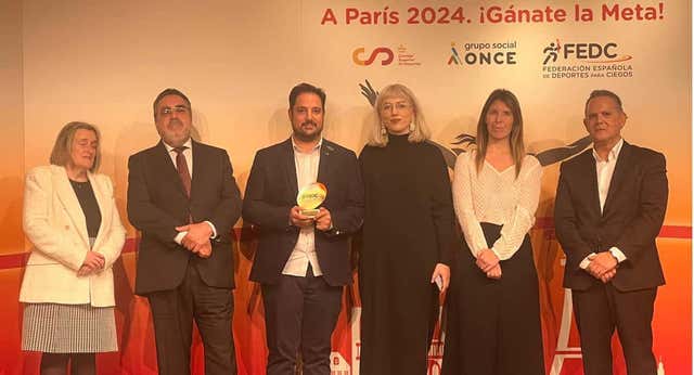 Relevo, premiado por su implicación con el deporte paralímpico en la Gala Anual del Deporte de la FEDC