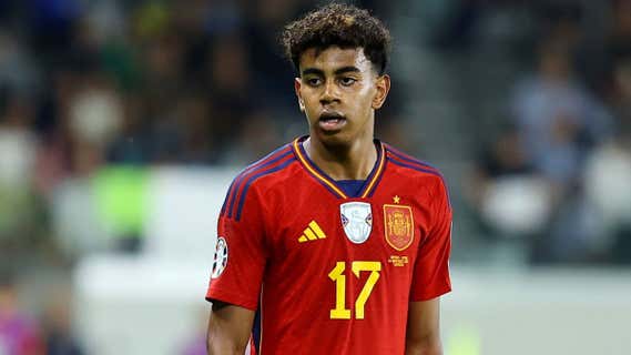 Yamal marcó en Chipre el 0-1 del encuentro./EFE