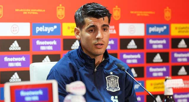 Morata: «Muchas veces he jugado para buscar el ‘6’ y pasar desapercibido por las críticas»