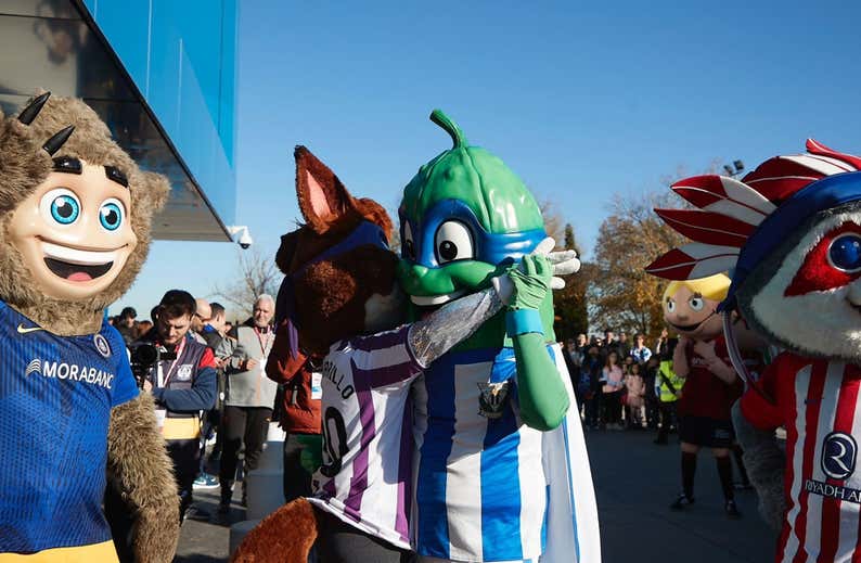Amunt, del Valencia, gana LaLiga de Mascotas... con Palop como invitado estrella