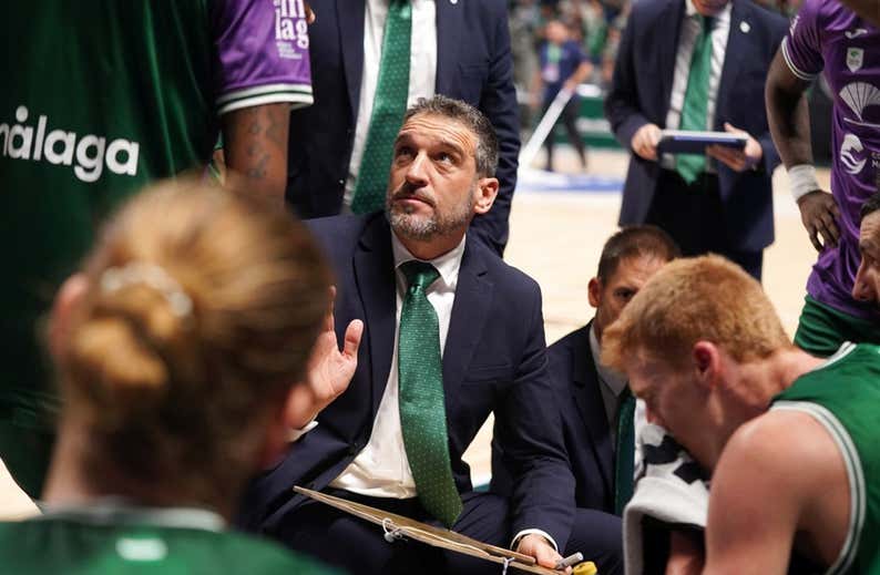 La cara B de Ibon Navarro, una buena persona que no salía por las noches «para no cruzarse con sus jugadores»