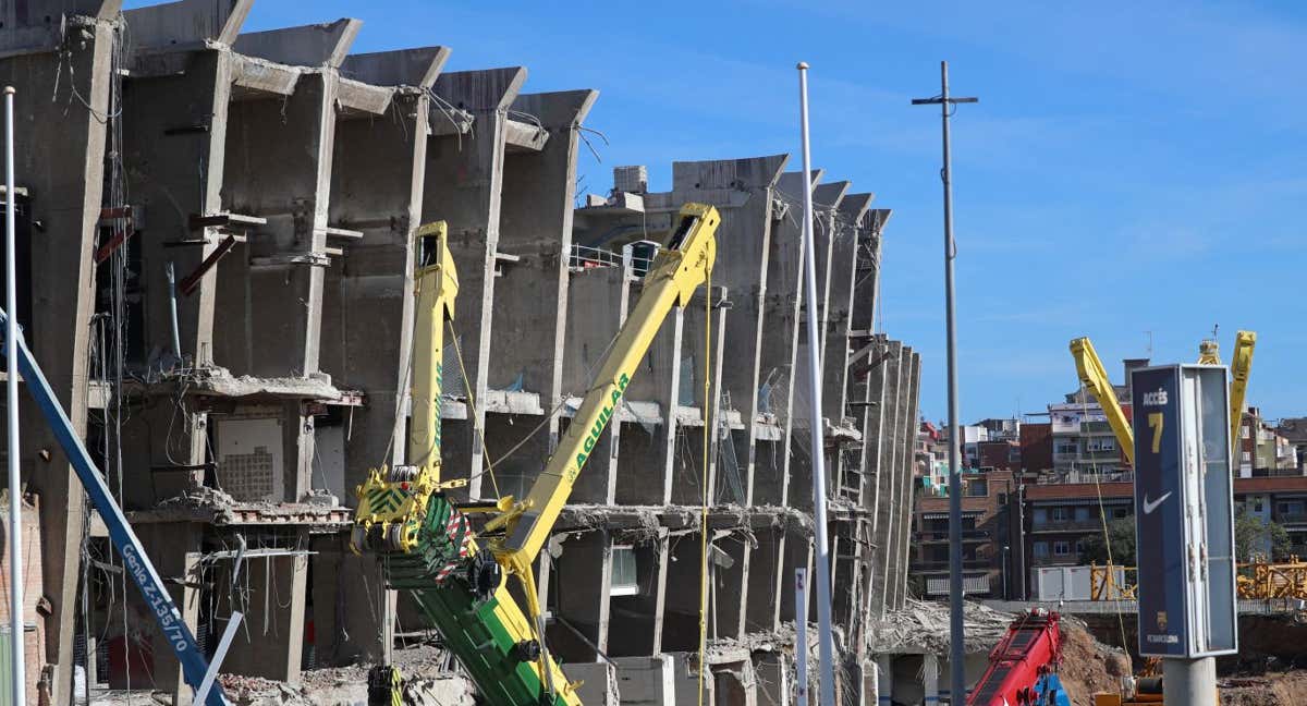 Una imagen de las obras del Camp Nou, que inician una nueva fase. /AFP