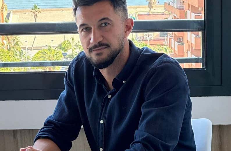 Héctor Rodas: «El Levante me llamó para volver el mismo día que perdimos a un bebé que esperábamos, fue una señal de la vida»