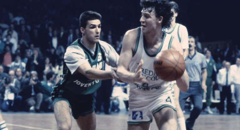 Tomas Jofresa en uno de sus primeros partidos con el Joventut.