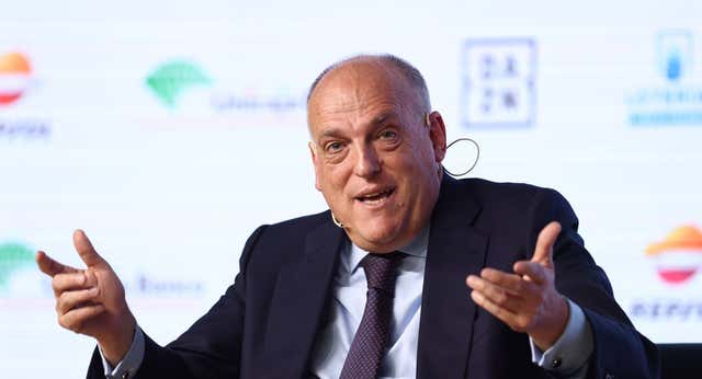 Una Liga sin Tebas: fuera de los grupos de WhatsApp, sin despacho… y pensando en el 21-D y la Superliga
