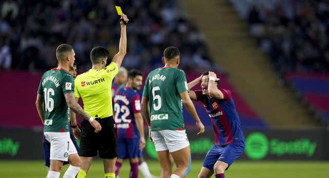 Más de dos décadas de parones de selecciones: ¿qué equipo empeora más cuando vuelve LaLiga?