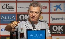 Javier Aguirre es 'la resistencia' a los cheques en blanco de los árabes