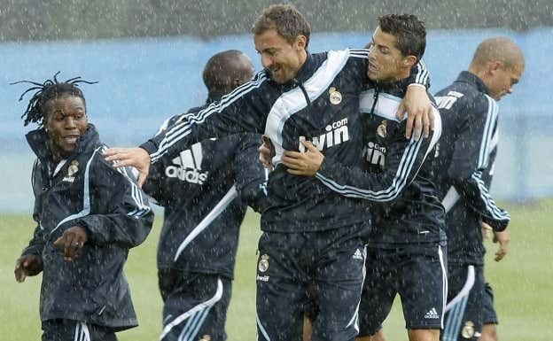 Cristiano Ronaldo, Dudek y Drenthe. Efe
