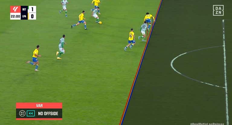 La toma del fuera de juego en el gol del Betis.