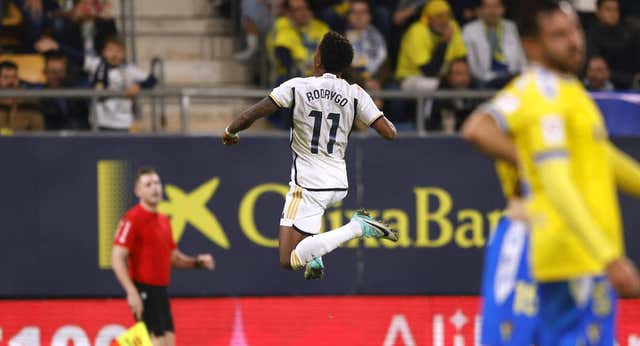 Rodrygo se adueña del discurso de Benzema y del sitio de Vinicius: «El fútbol es confianza; él la ha recuperado»