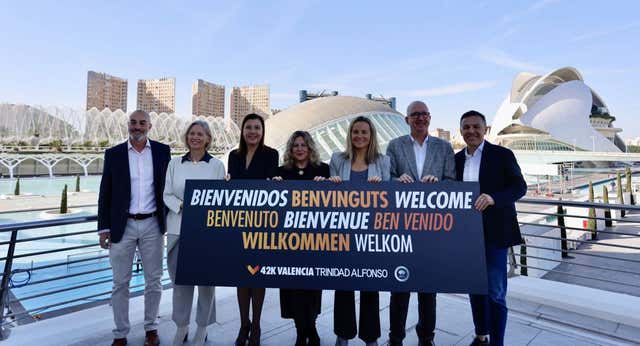 Valencia se viste de gala para el Maratón más multitudinario: 33.000 corredores y un 91% de ocupación hotelera
