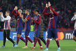 El Barça regatea el «fiasco» y se acerca al fútbol que quiere Xavi