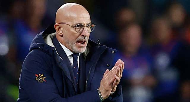 Luque da por casi renovado a Luis de la Fuente: ‘Faltan pequeños detalles’