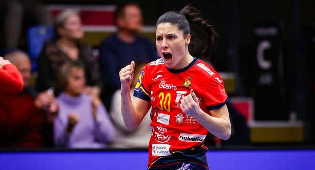 Sole López apela al espíritu de las Guerreras en su día más dramático: «Tenemos que morder en cada balón»