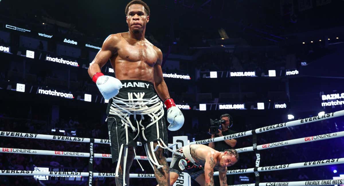 Devin Haney, tras enviar a la lona a Regis Prograis en el tercer asalto./Matchroom Boxing