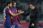 Los números de Cruyff, Rijkaard, Guardiola y Luis Enrique que le quitan la razón al proyecto «en construcción» de Xavi