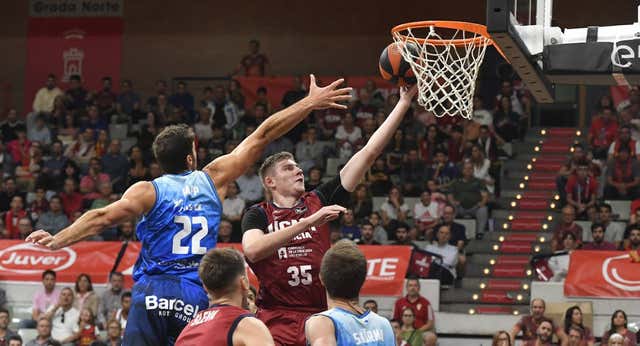 Duro golpe a la ACB: Birgander, el MVP de la temporada, estará cuatro meses KO