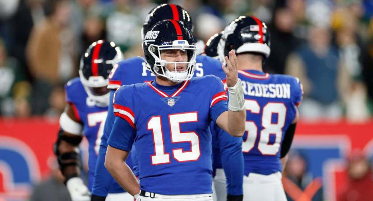 Tommy DeVito en el partido entre los Giants y los Packers./AFP