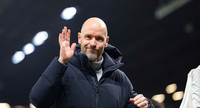 Ten Hag se auto convence, no quiere saber nada del despido y recuerda el 7-0 del Liverpool