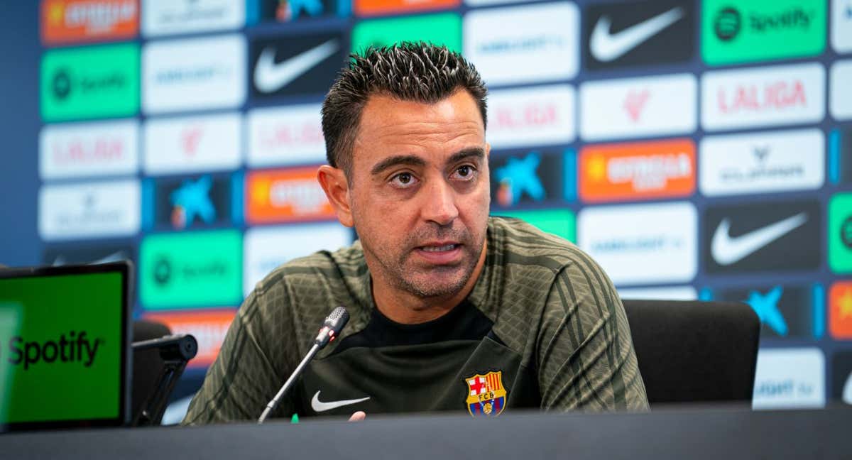 Xavi atiza al entorno: «Se está contando una irrealidad» y pide «la unión del barcelonismo»