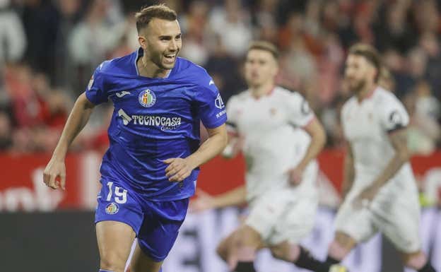 Mayoral festeja su décimo gol.  EFE