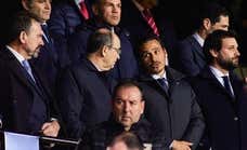 Ni el apoyo de Orta ni el de los capitanes... el errático Sevilla consume al enésimo entrenador