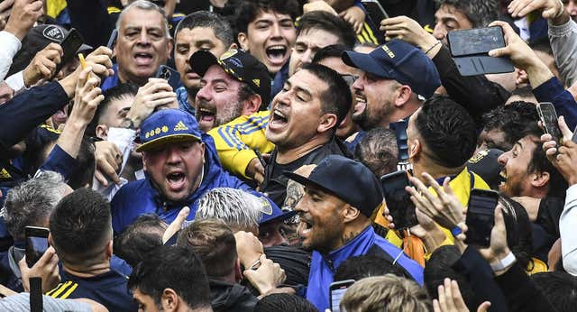 Contra los ídolos no se puede ganar: Riquelme y su paso de futbolista brillante a presidente de Boca