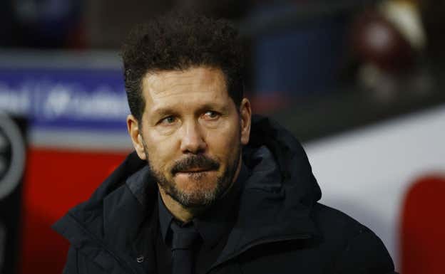 La cara del 'Cholo' tras la expulsión de Savic.  REUTERS